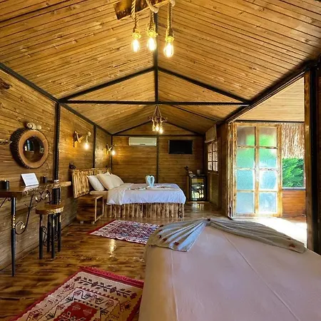 Hotel Vrasna 1 Dikili