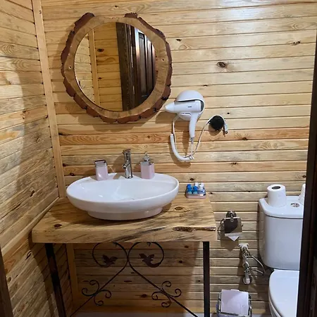 Vrasna 1 Hotel